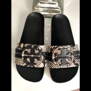 Tory Burch Sandals size 6.5